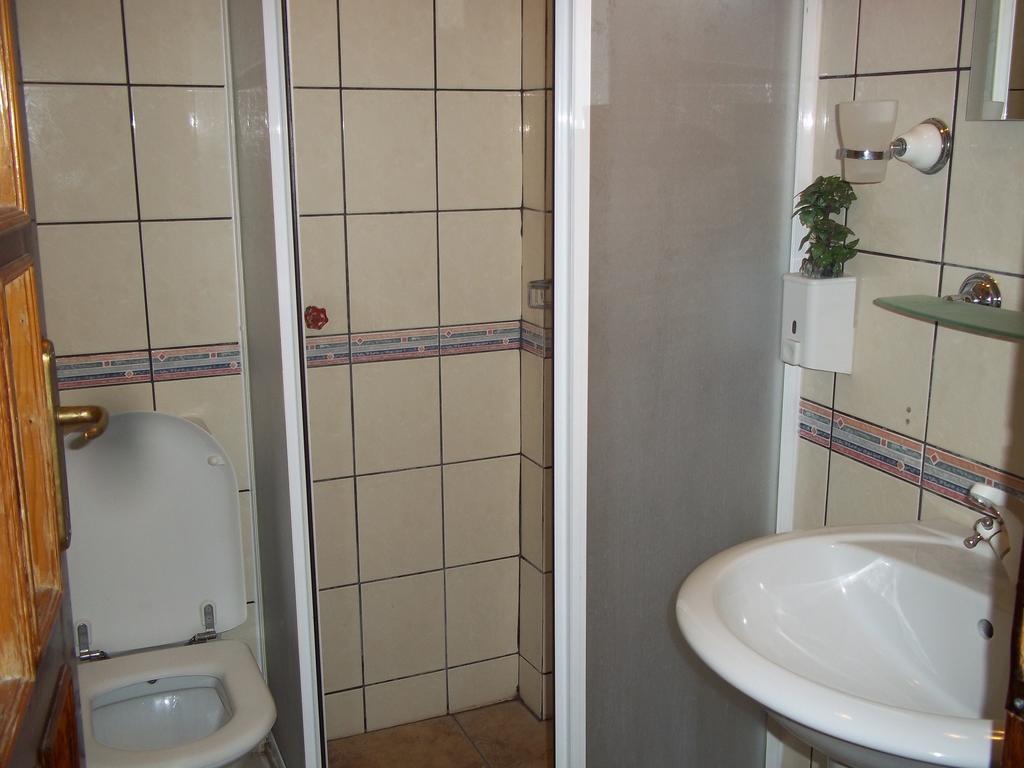 Erciyes Apart Hotel Fethiye Zimmer foto