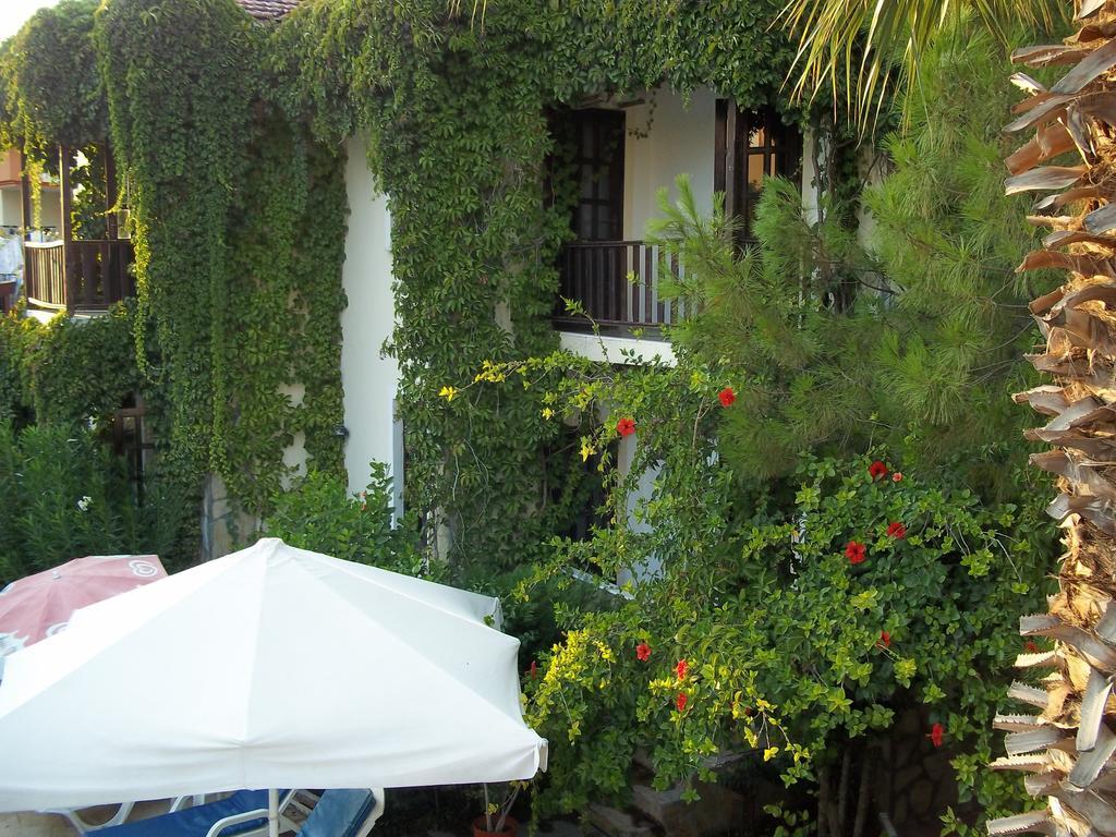 Erciyes Apart Hotel Fethiye Exterior foto